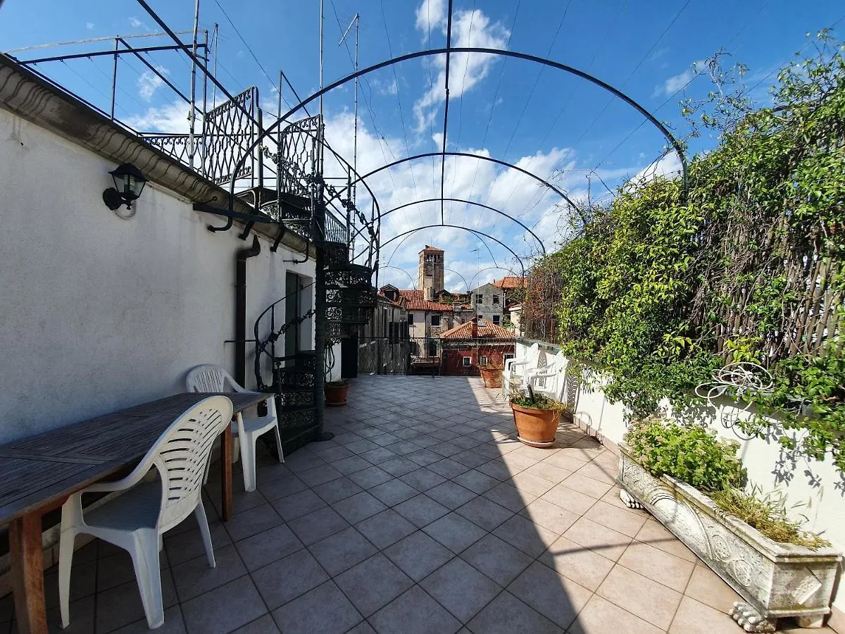 Apt. Magno, Con Doppia Terrazza E Vista Mozzafiato Venice 0*,  Italy